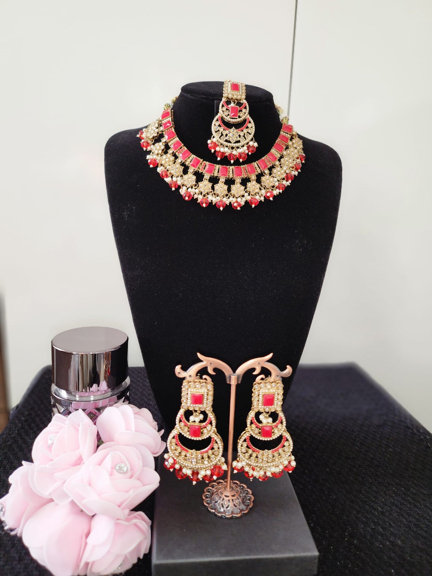 Regal Bridal Necklace Set in Various Colors - Perfect for Your Wedding