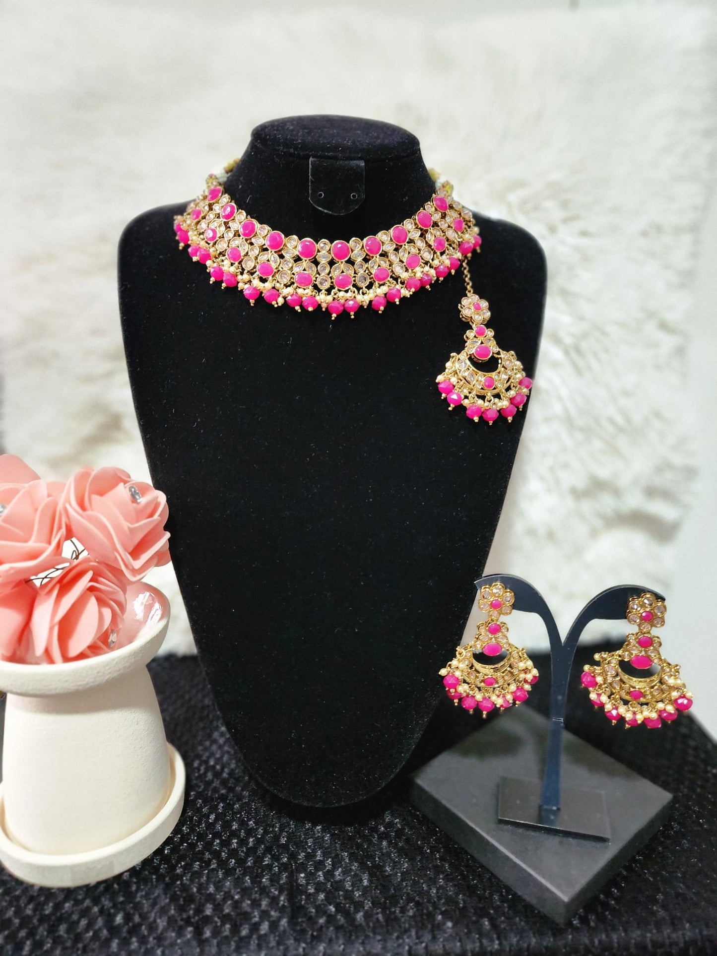 Luxurious Kundan Jewellery Set in Various Colours - Perfect for Any Occasion