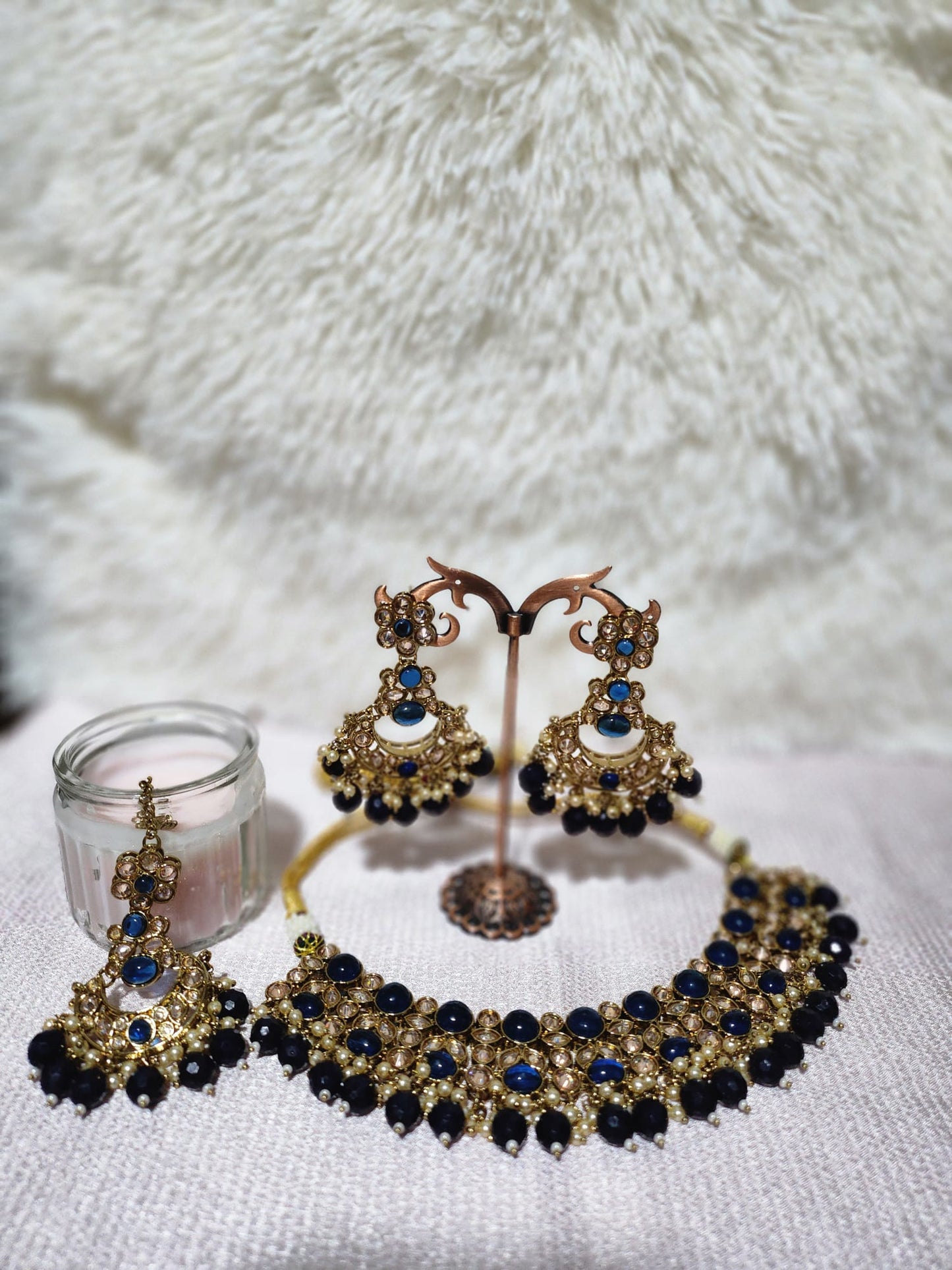 Luxurious Kundan Jewellery Set in Various Colours - Perfect for Any Occasion