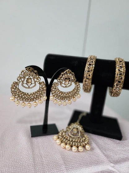 Kundan Bangles in Gold-Tone for Women - Luxurious and Stylish