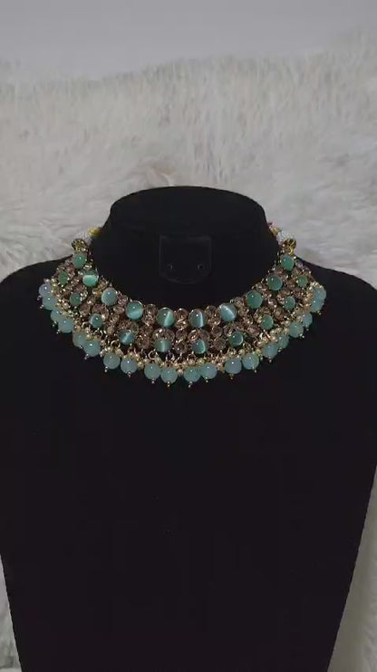 Luxurious Kundan Jewellery Set in Various Colours - Perfect for Any Occasion